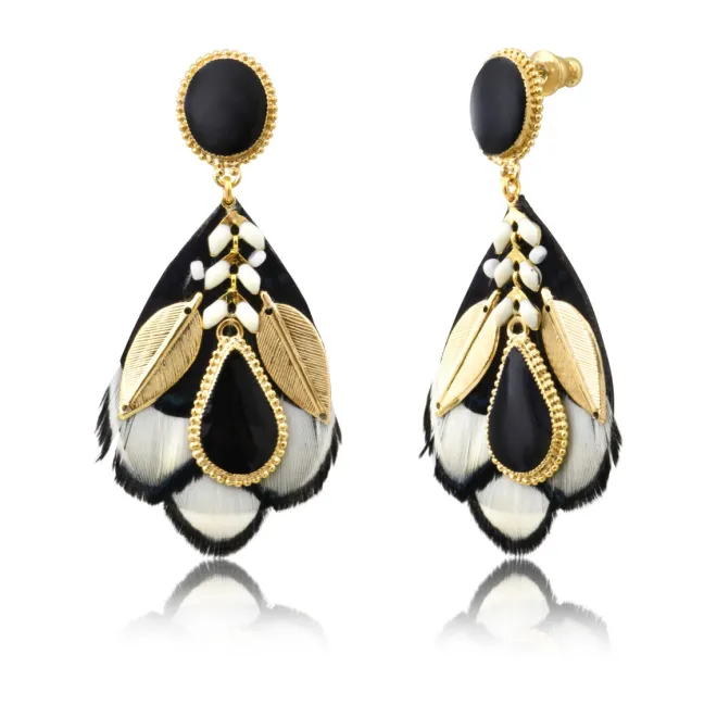 Alizia pierced stud earrings - black and white
