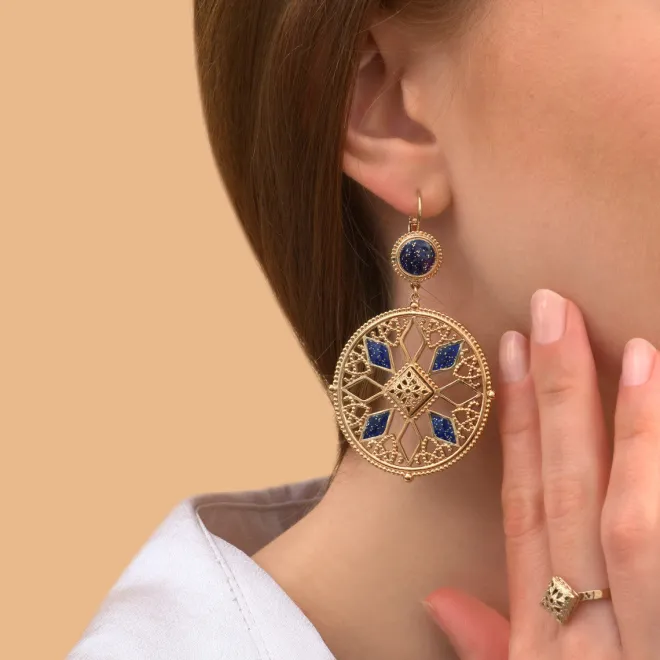 Atria sleeper earrings - blue
