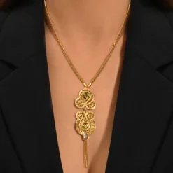 Circus pendant necklace - gold