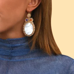 Claudia sleeper earrings - mother-of-pearl