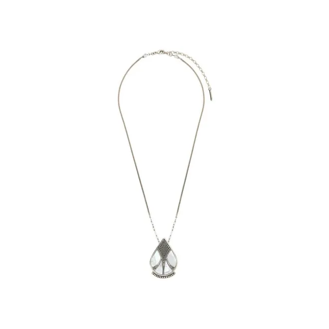 Hawaiian Delicate Pendant Necklace - White