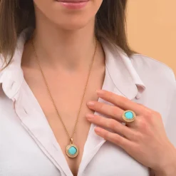 Louise faceted cabochon pendant necklace - blue