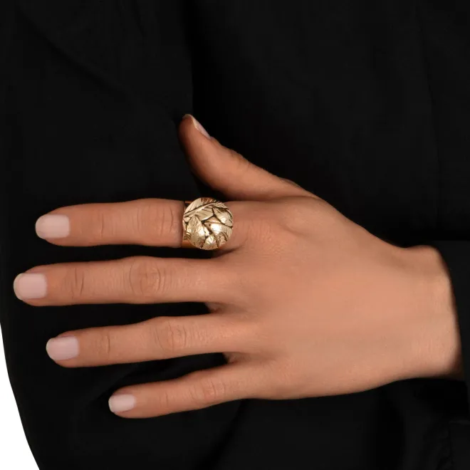 Lucy adjustable cabochon ring in fine gold-plated metal - white