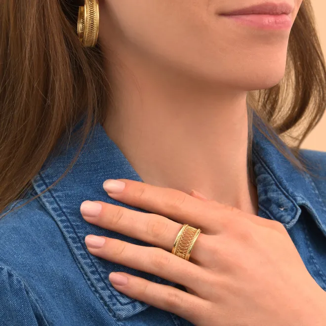 Noor adjustable ring in openwork metal - gold