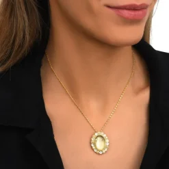 Oceane pendant necklace – white and orange