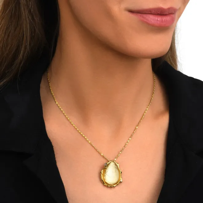 Oceane pendant necklace – white and gold