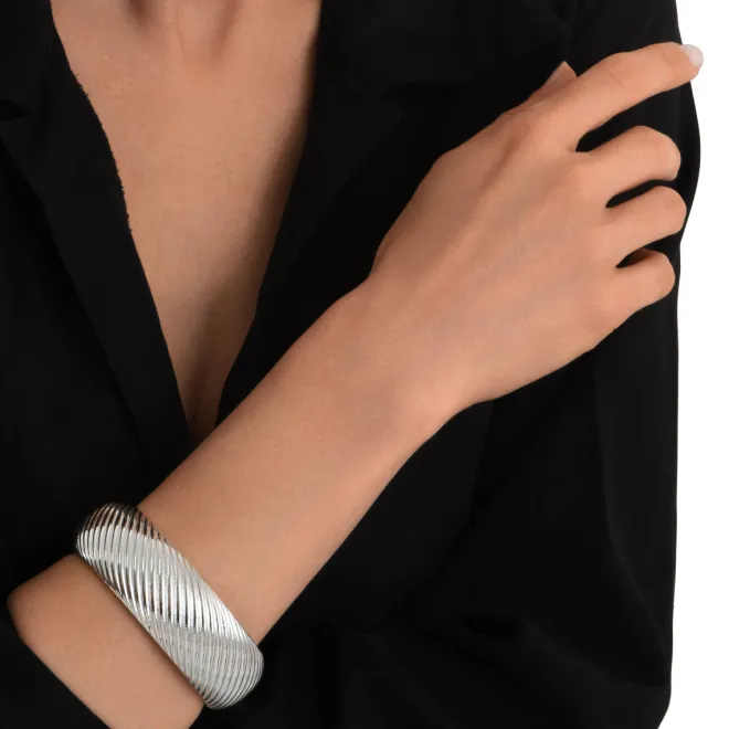 Zaza wide bangle bracelet - silver